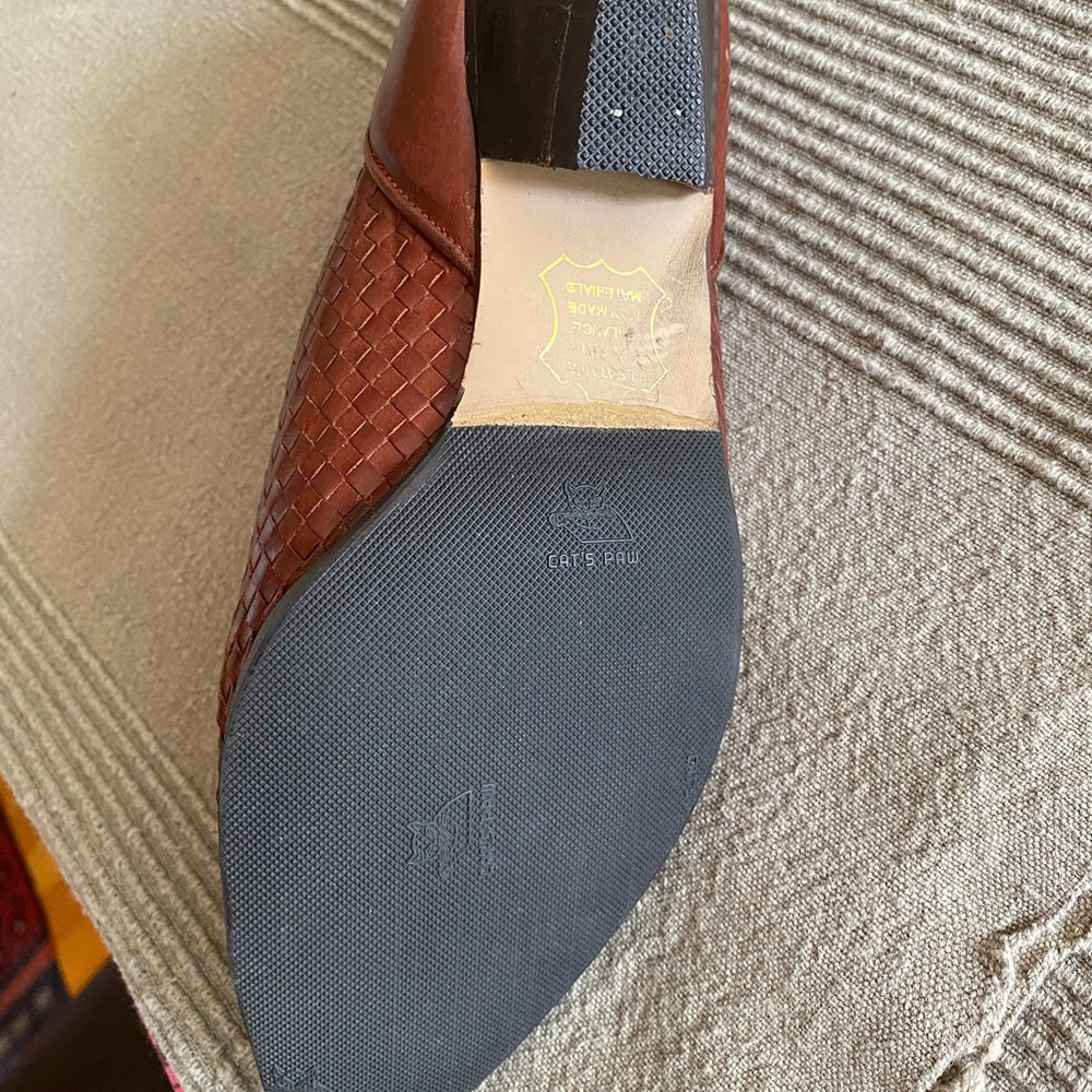 shoes - Picture 3 of 4
